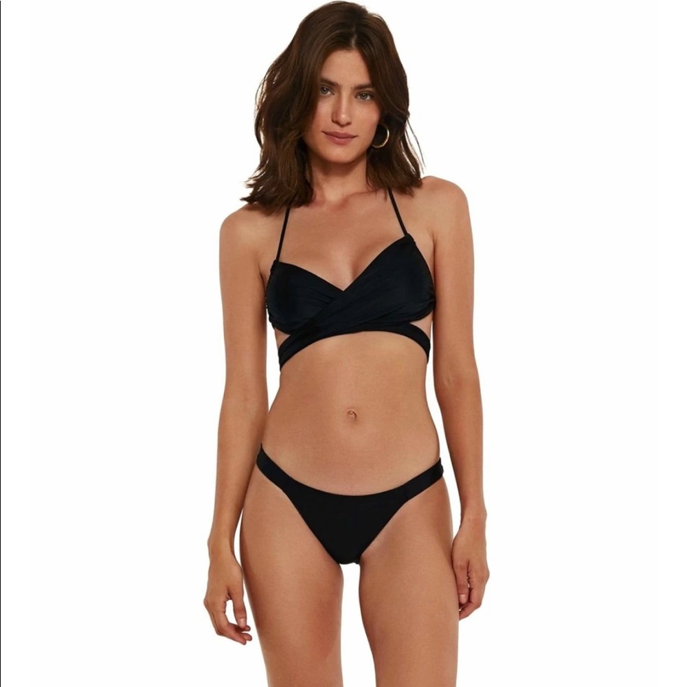 Vix Livia bathing Suit in black